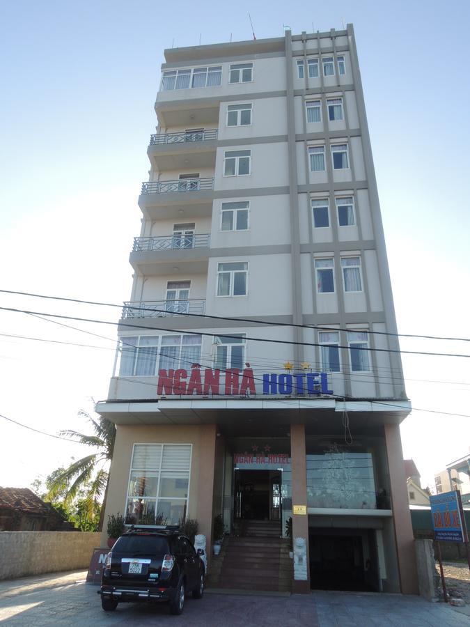 Ngan Ha Hotel Dong Hoi Exterior photo