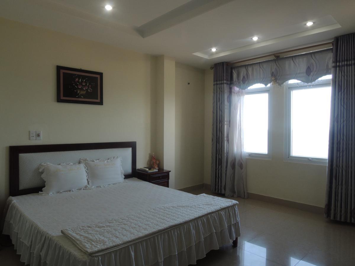 Ngan Ha Hotel Dong Hoi Exterior photo